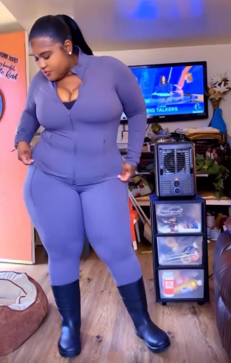 BIG OLE JUICY THICK FAT ASS BBW SSBBW LATINA EBONY