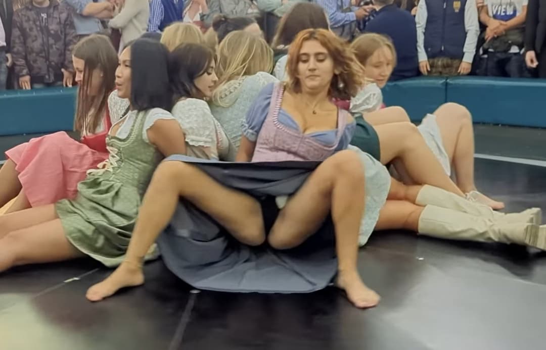 Click to view full size Devils Wheel Upskirts Pt. 2