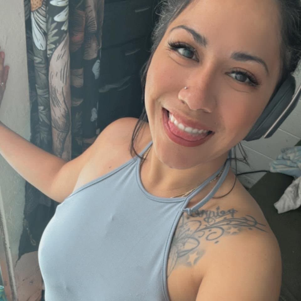 Fat juicy ass hawaiian milf ??