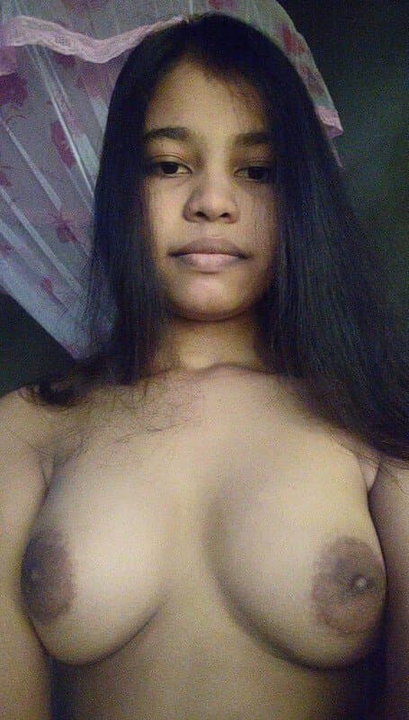 Sinhala podi kella undressing