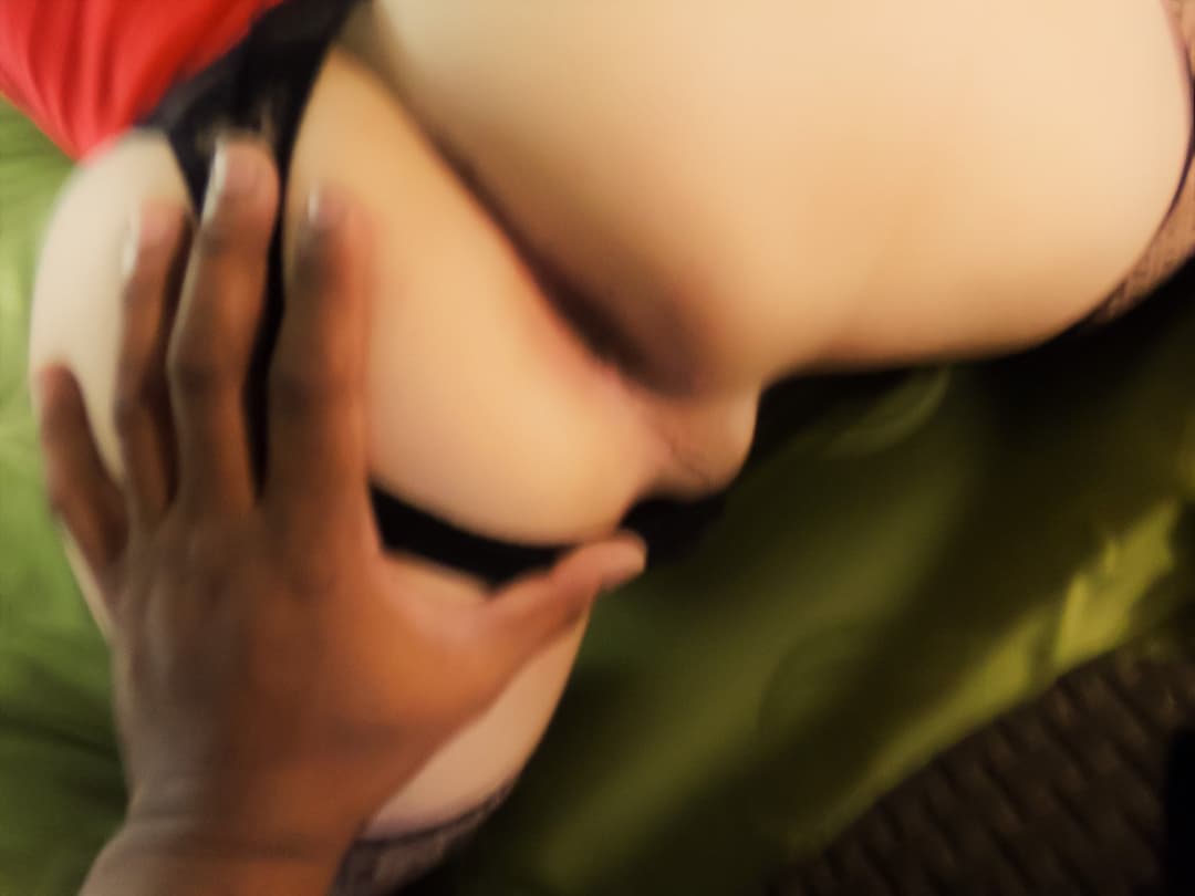 Big tit girlfriend catches boyfriend dressing as sissy and sucking BBC and dumps him