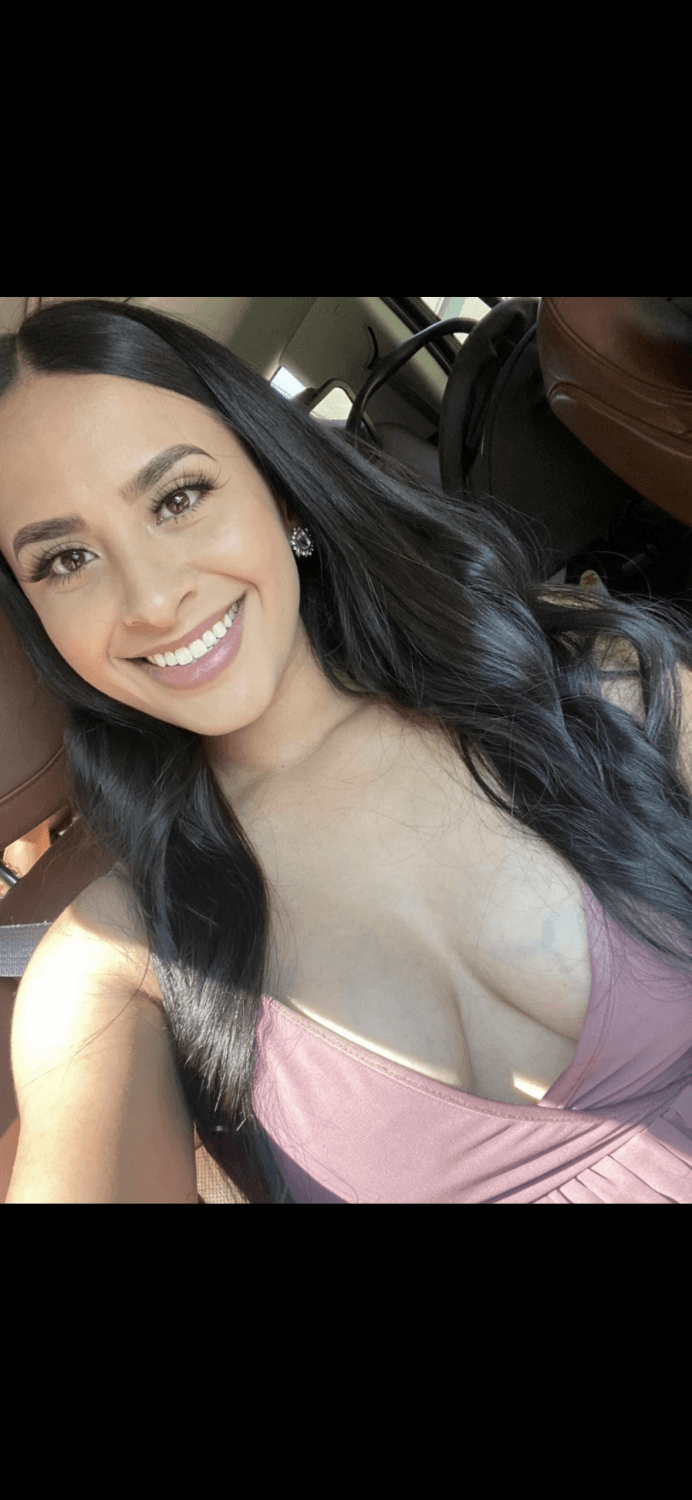 House Sitting for Cousin found her BBC Dildo and Vibrater, Smelled her dirty panties