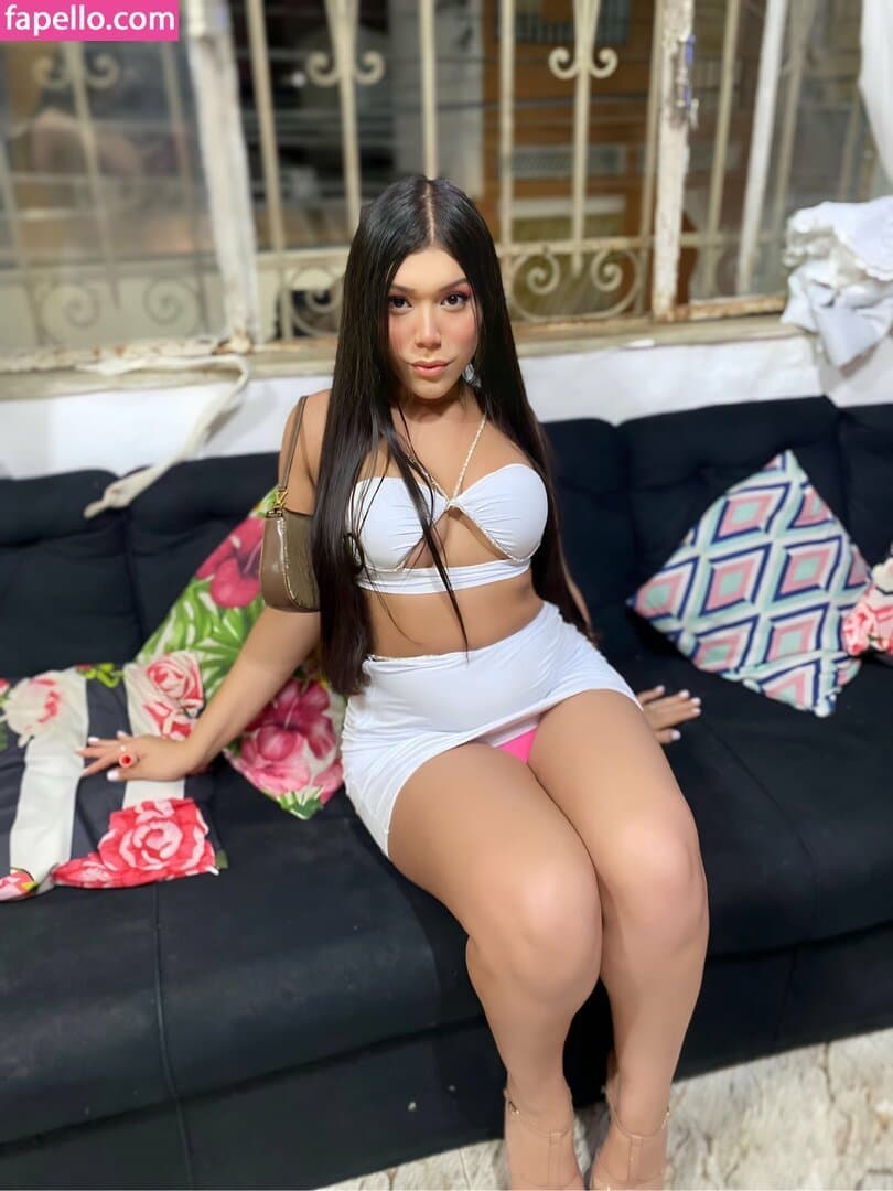 milena-estrella morena