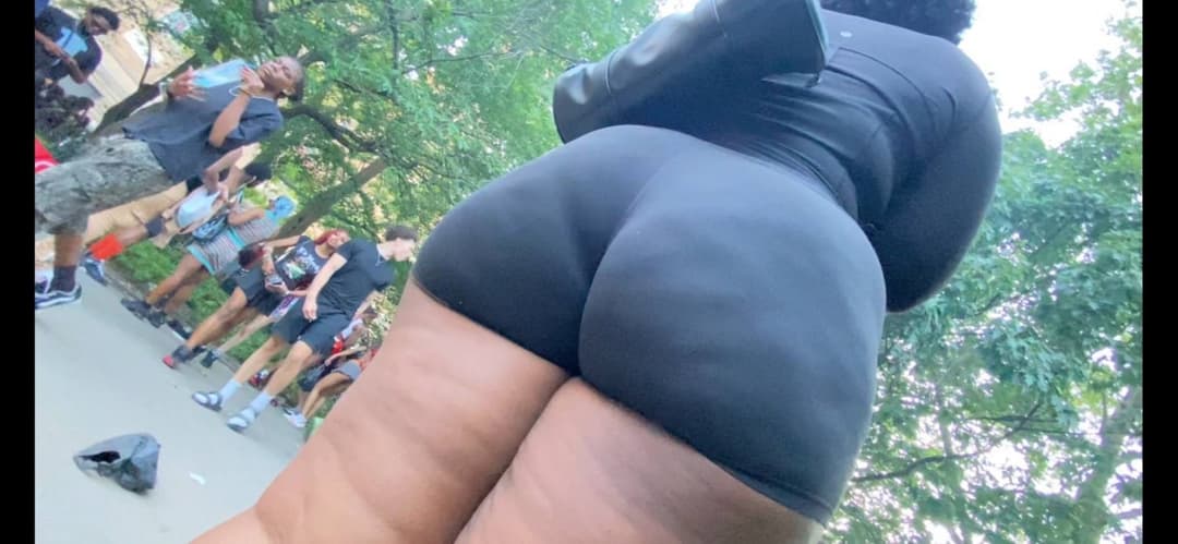 big booty thot in tight booty shorts