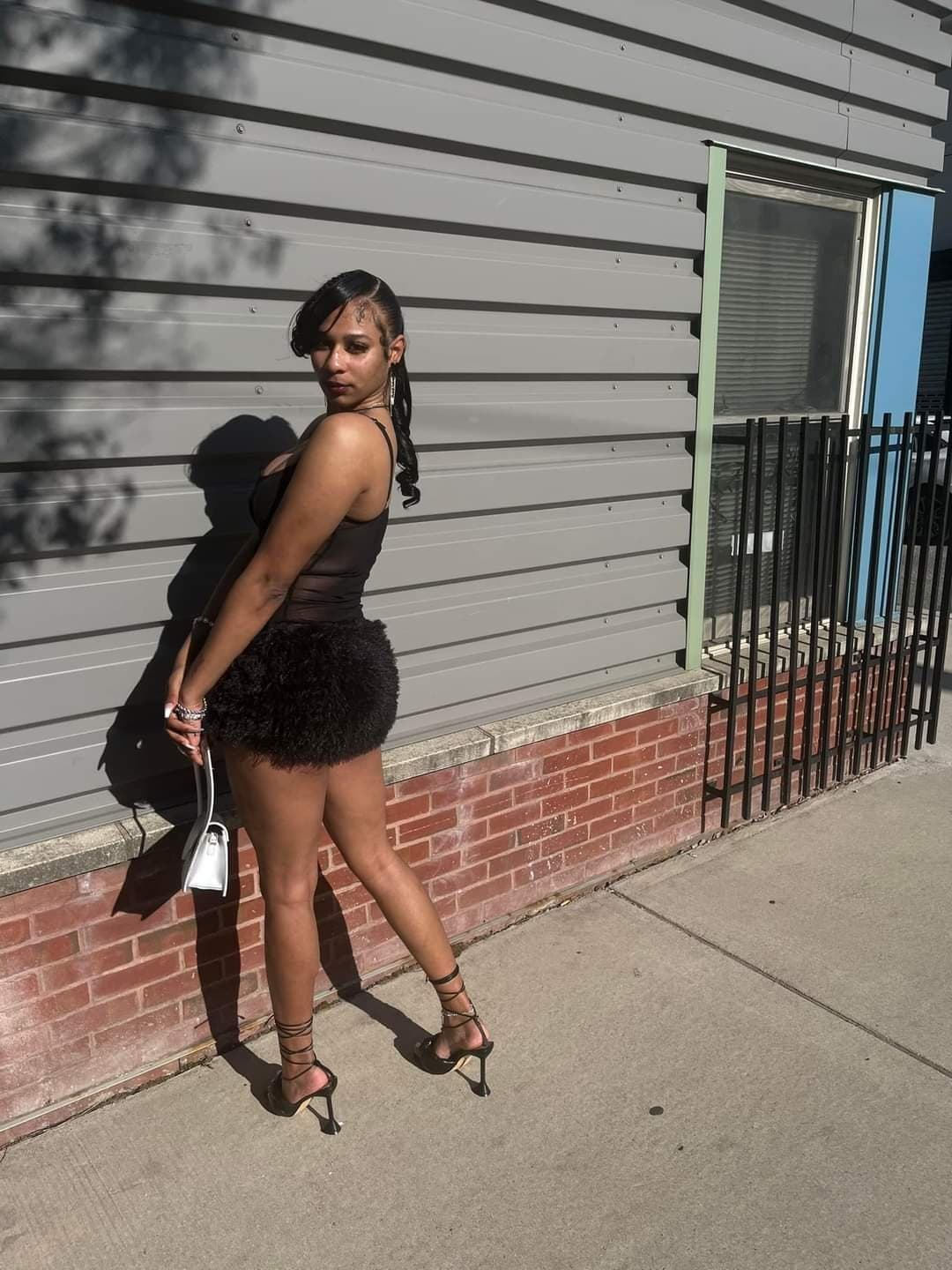 Tall Ebony Slim Sexy Asf ?