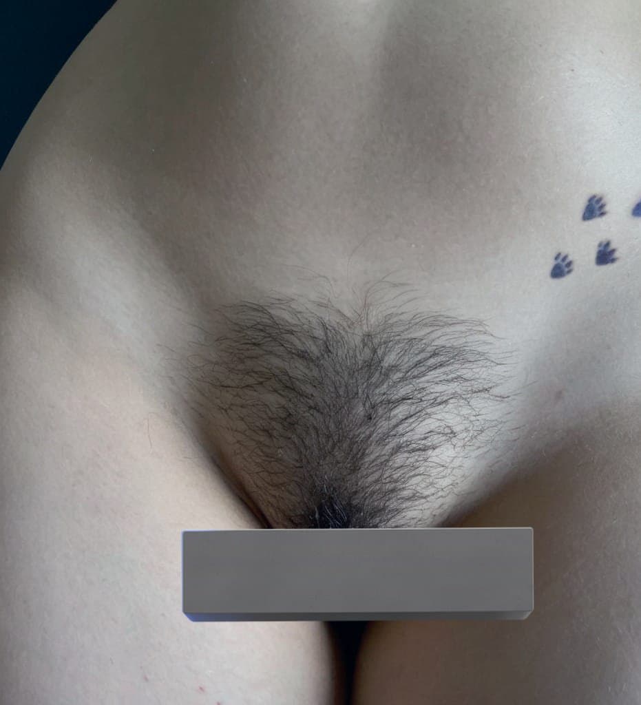 Click to view full size La reina de mis pajas❤️