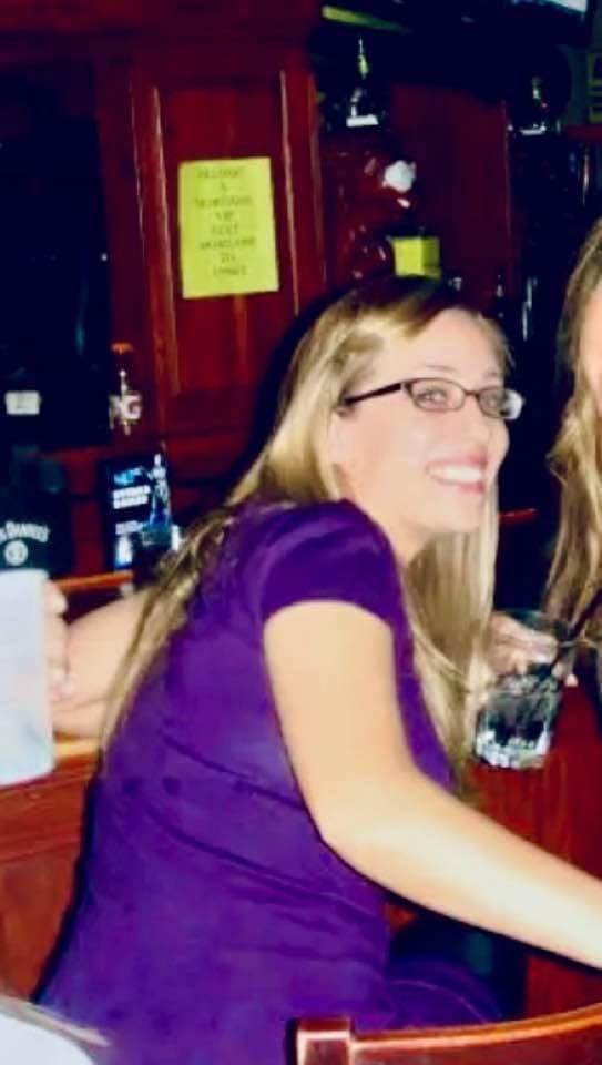 Liz pics. Big tits. Fat ass. On/off. And Clothed pics.