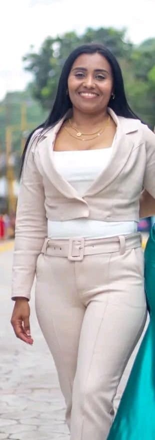 Morena venezolana sexo anal