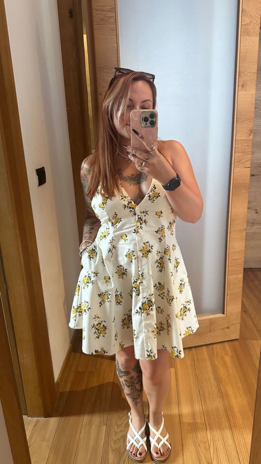 Serbian Tatted Bimbo Jelena Flaunting Body For Validation (NN)