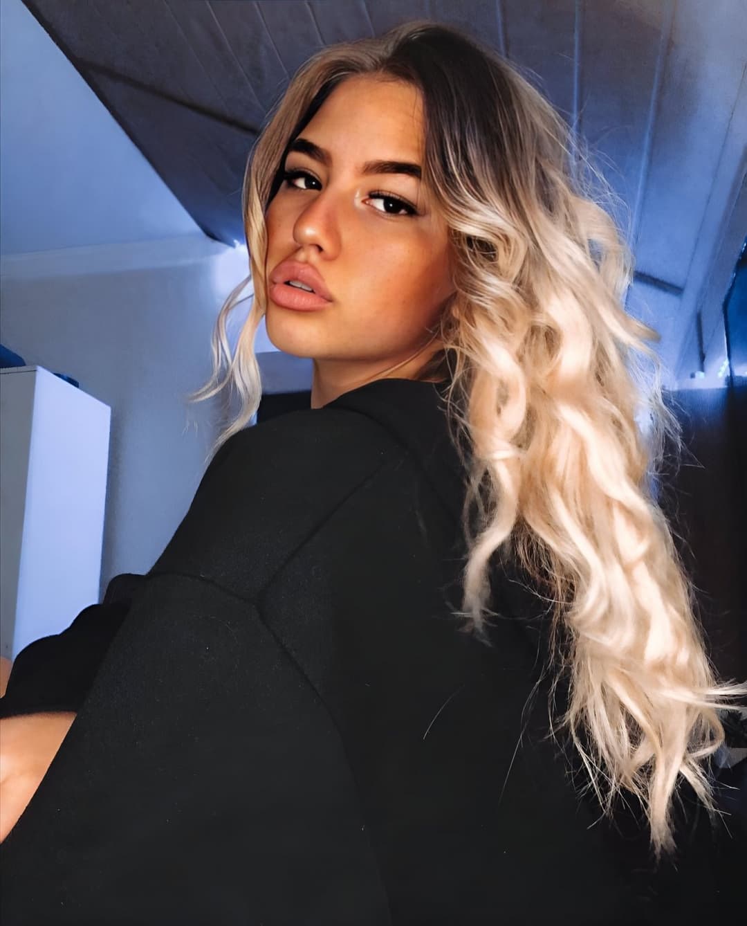 [kik] shsjebbd bimbo ex needs to be fucked hard and pounded till She breaks in