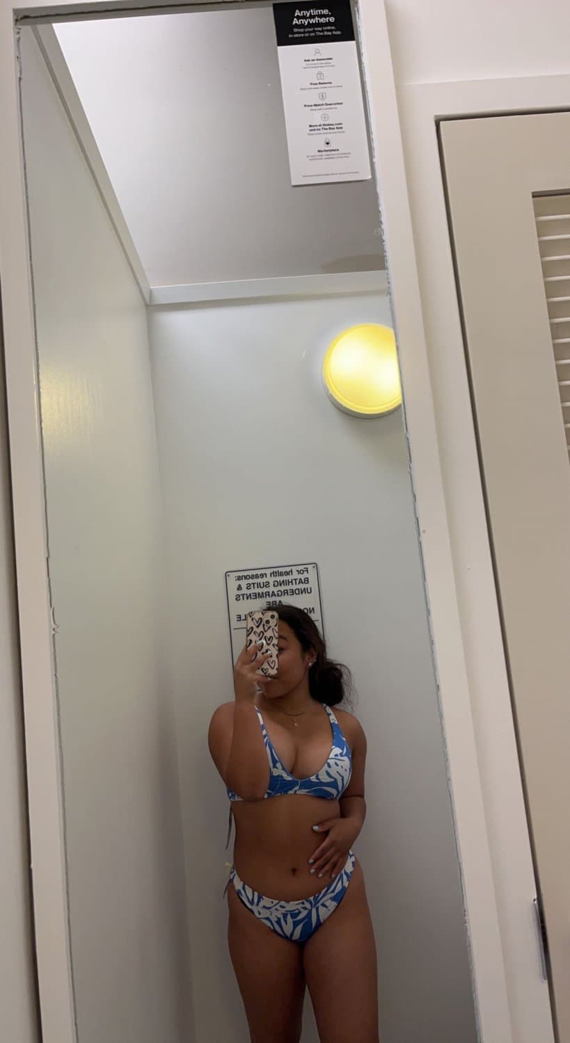 Guess if shes shaved, name or send a pic i dont have in dm and win uncensored nudes.