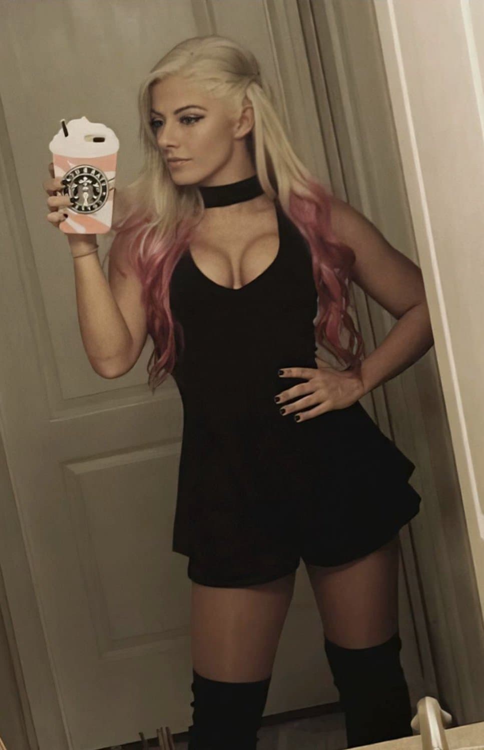 Alexa bliss la troia della wwe