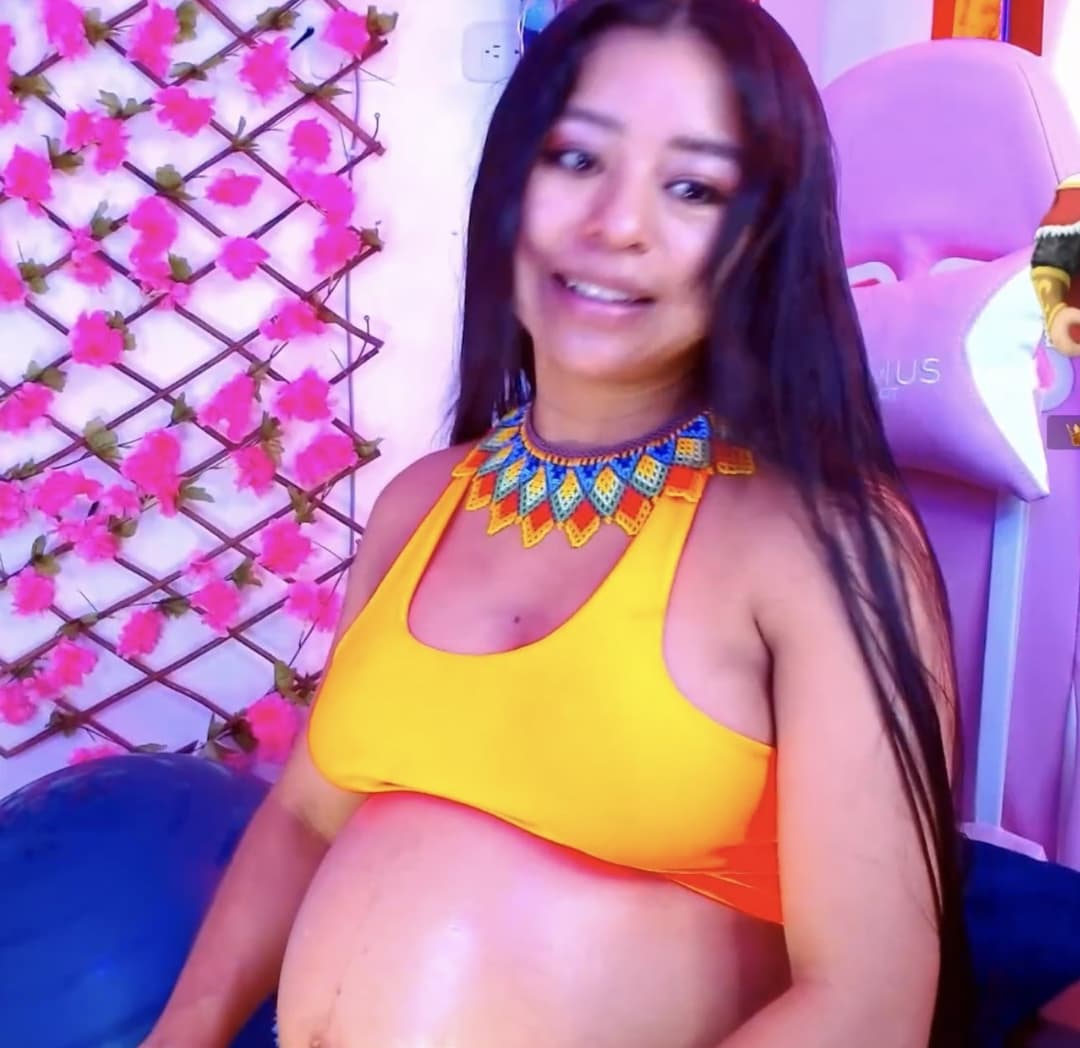 Click to view full size Pregnant Camwhores Pt. 9