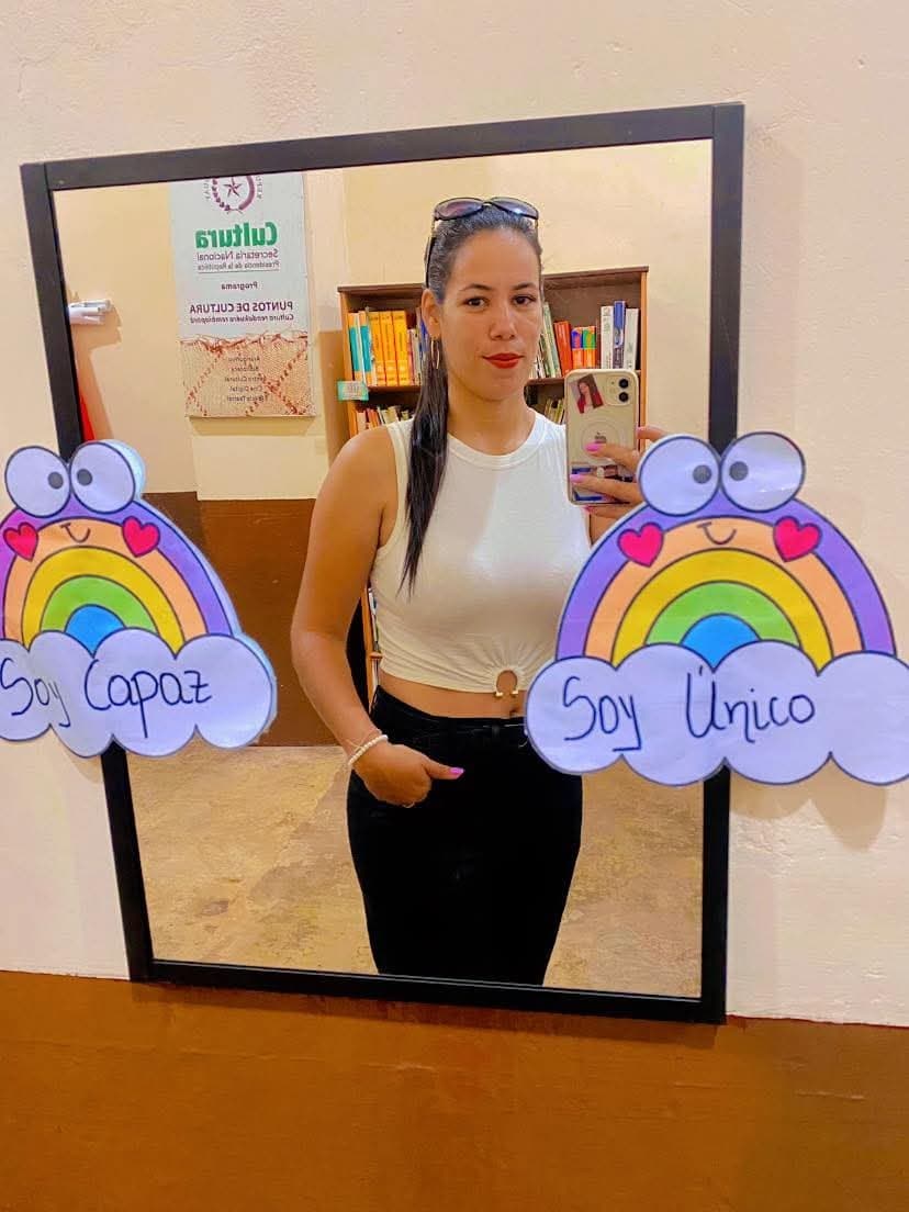 Mi Hermanastra paraguaya villera y ninfomana