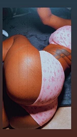 Beautiful big oily booty petite ebony sister