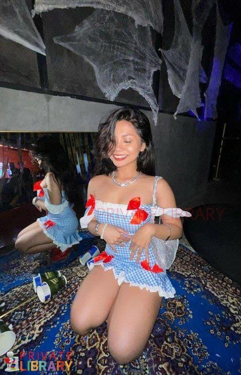 Hot Asian Pinay Couple