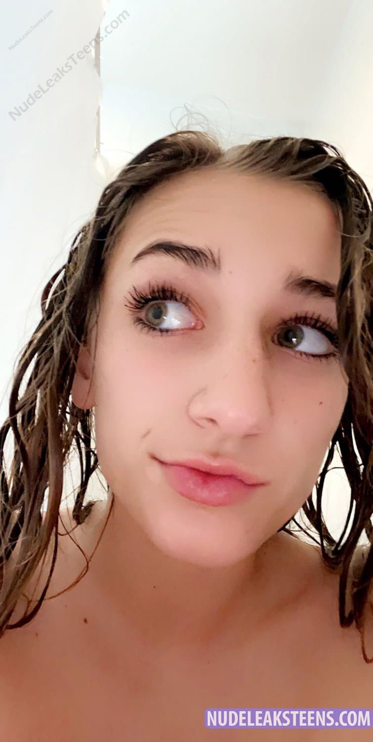 Her boyfriend films her fucking LEAKED