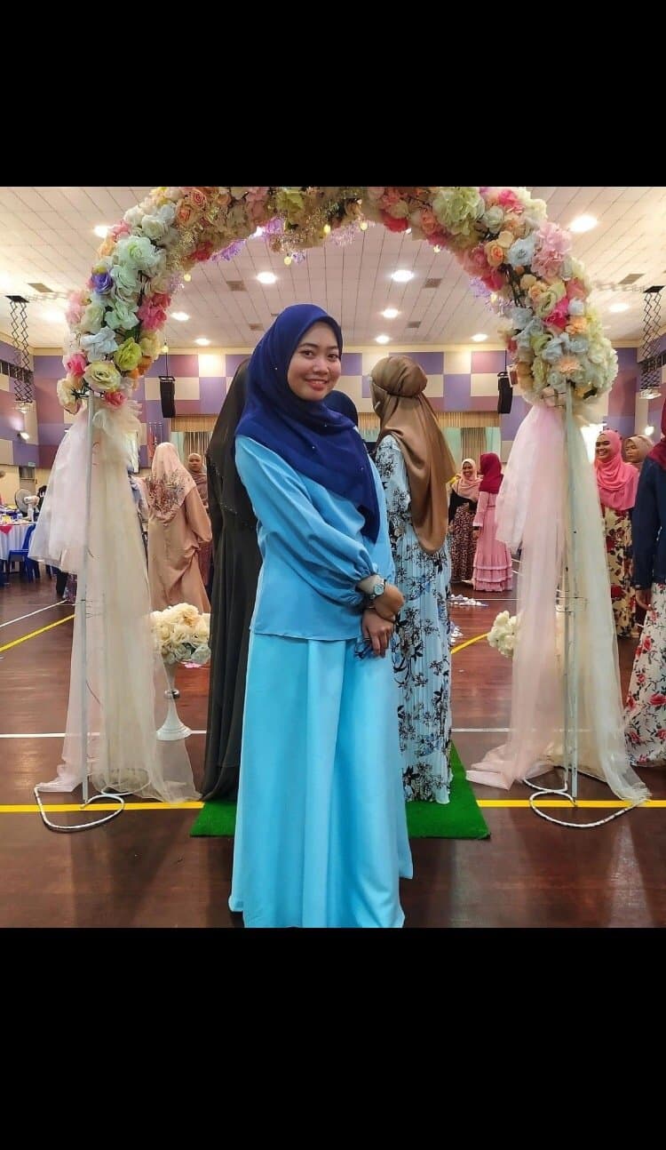 shasha hijab cantik  colmek memek malaysia indonesia muslim milf kacamata glasses