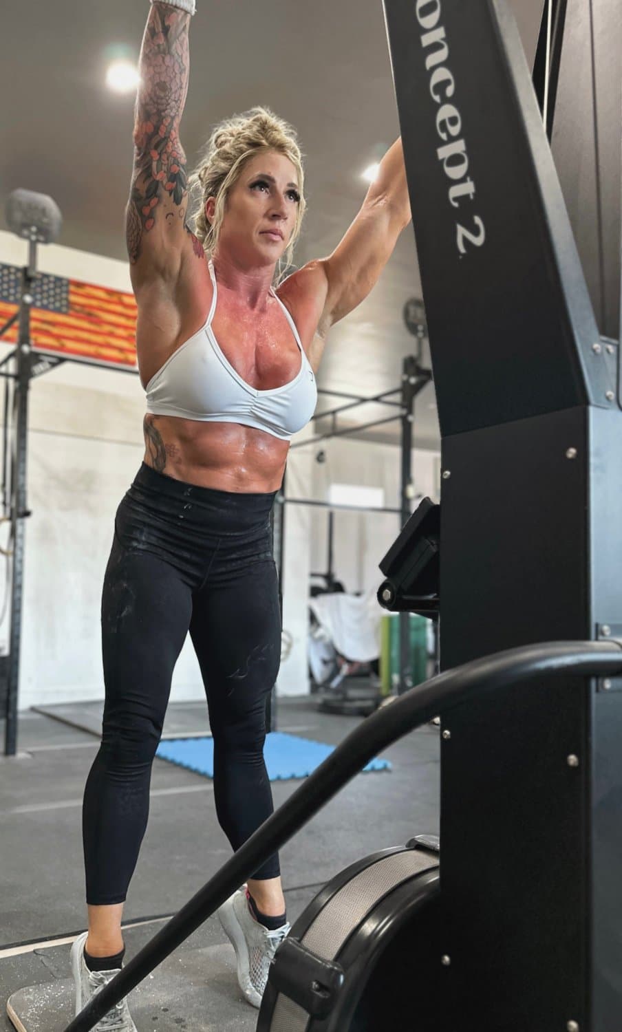 Does it turn you on when I am flexing my muscles for you Honey