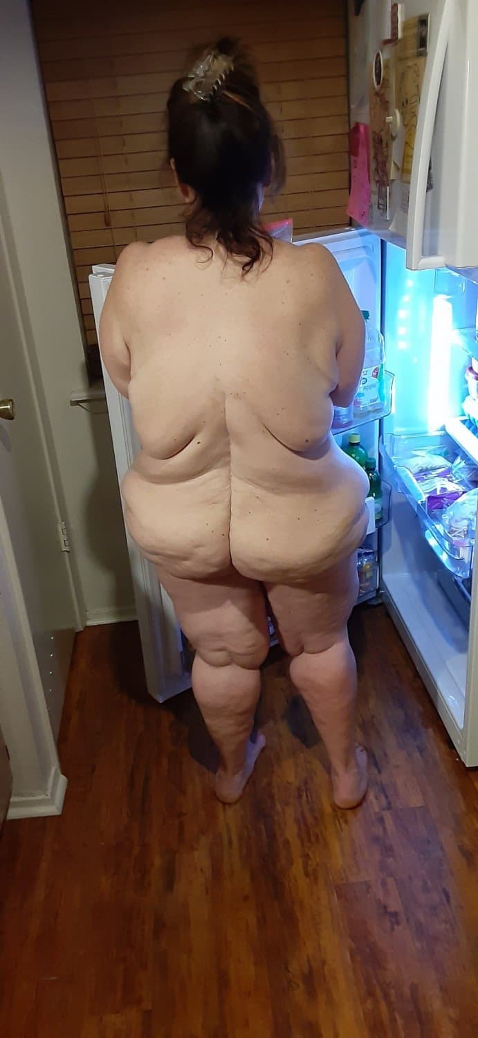 Bbw chubby saggy tits big belly and ass