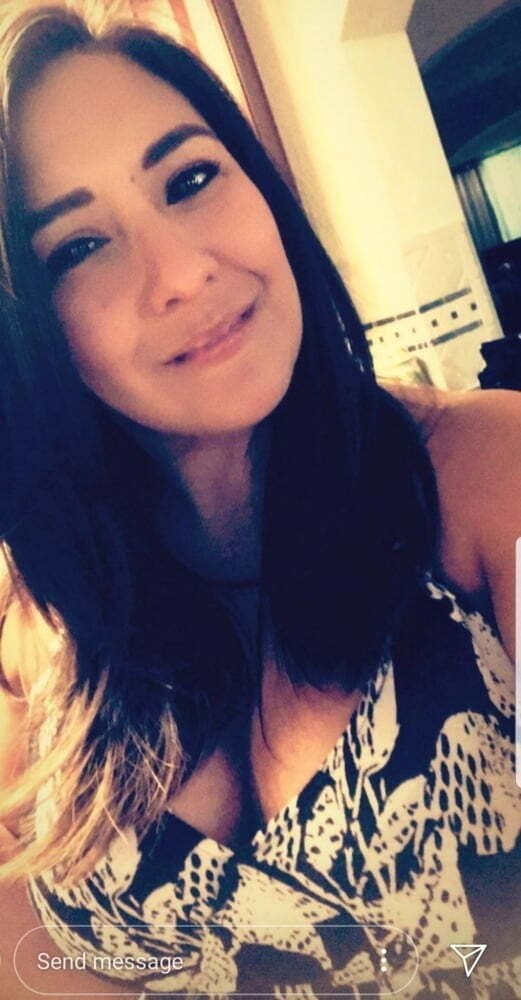 ?QueenOfSpadezz gets fucked by 19yr Bull. She took that fat 8in dick like a champ