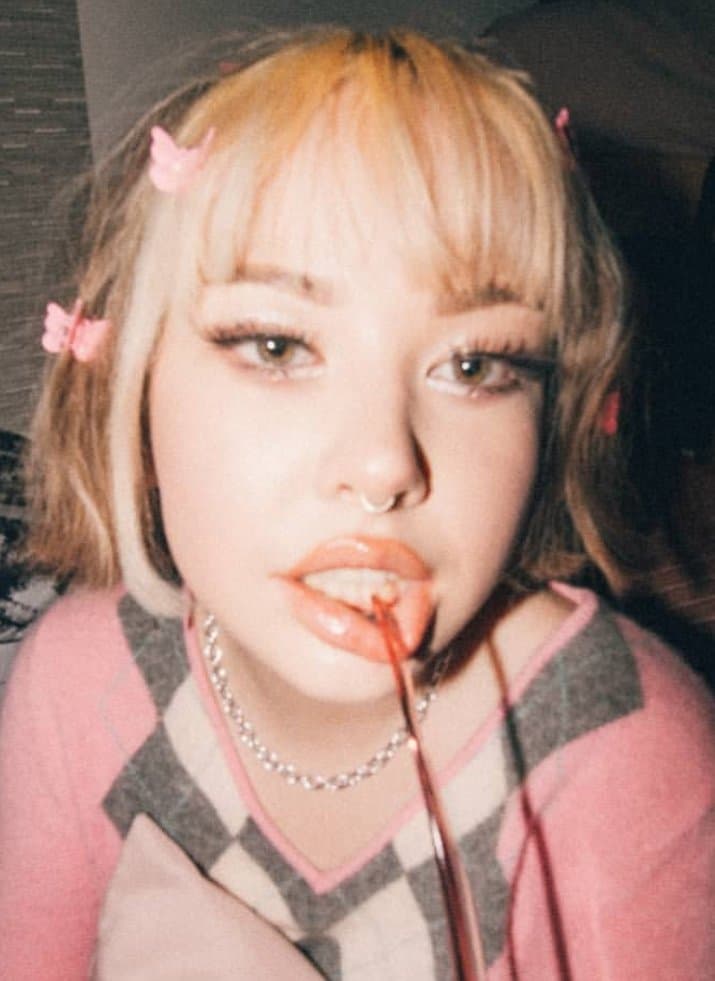 Big titty feminist tiktok slut Rayne