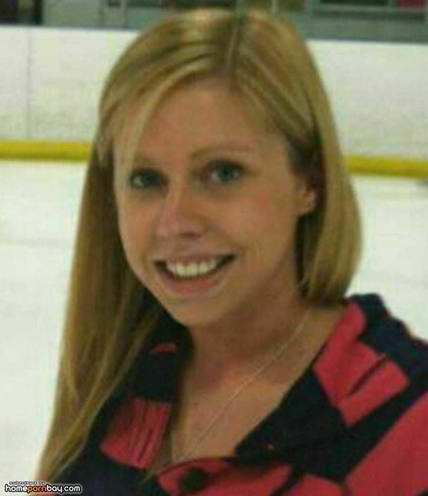 Click to view full size Webslut renowned Stacie R., forever wank fodder on the ?..??