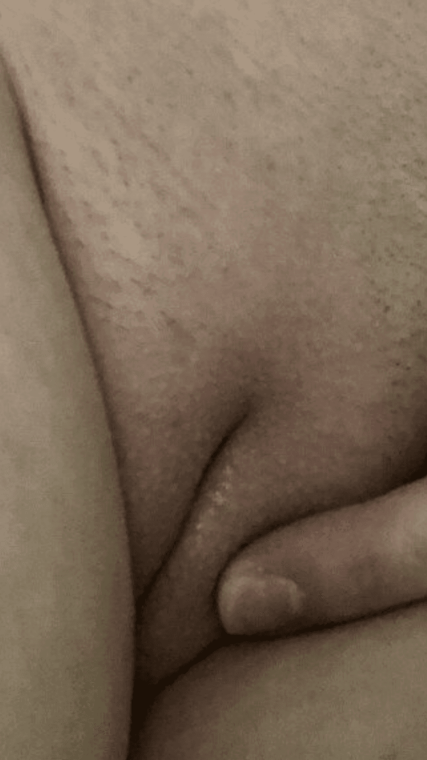 Great PHAT ass on this ginger MILF whore