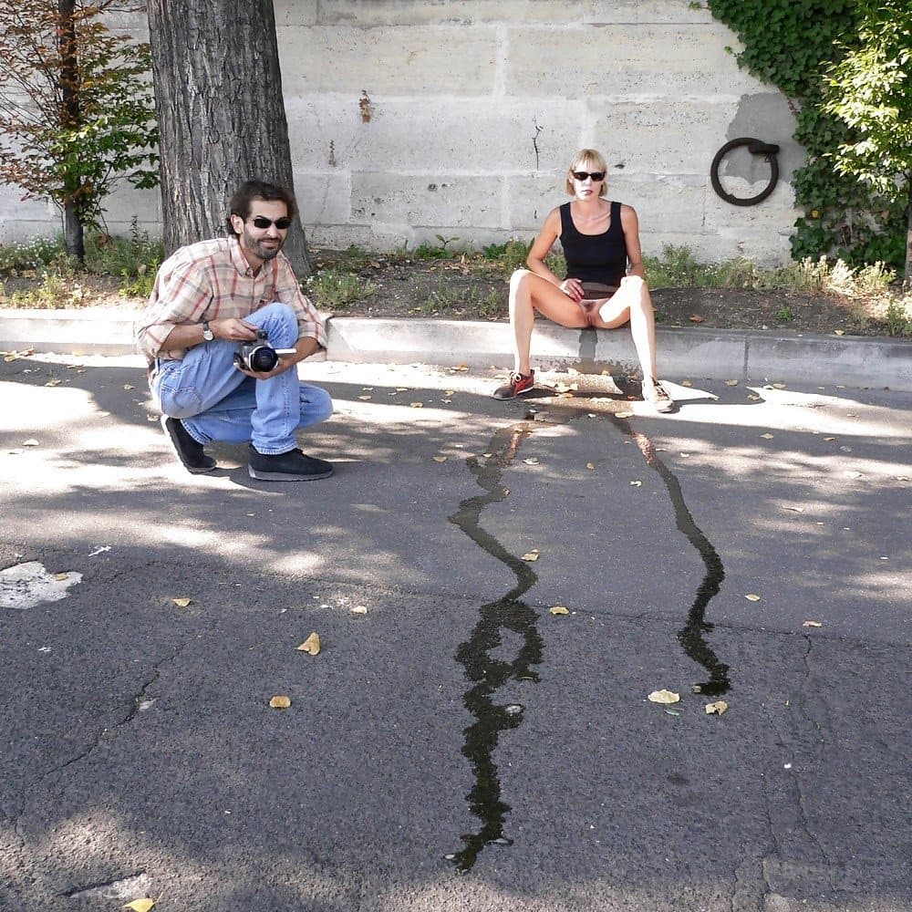 French amateur Justine enjoys watersports