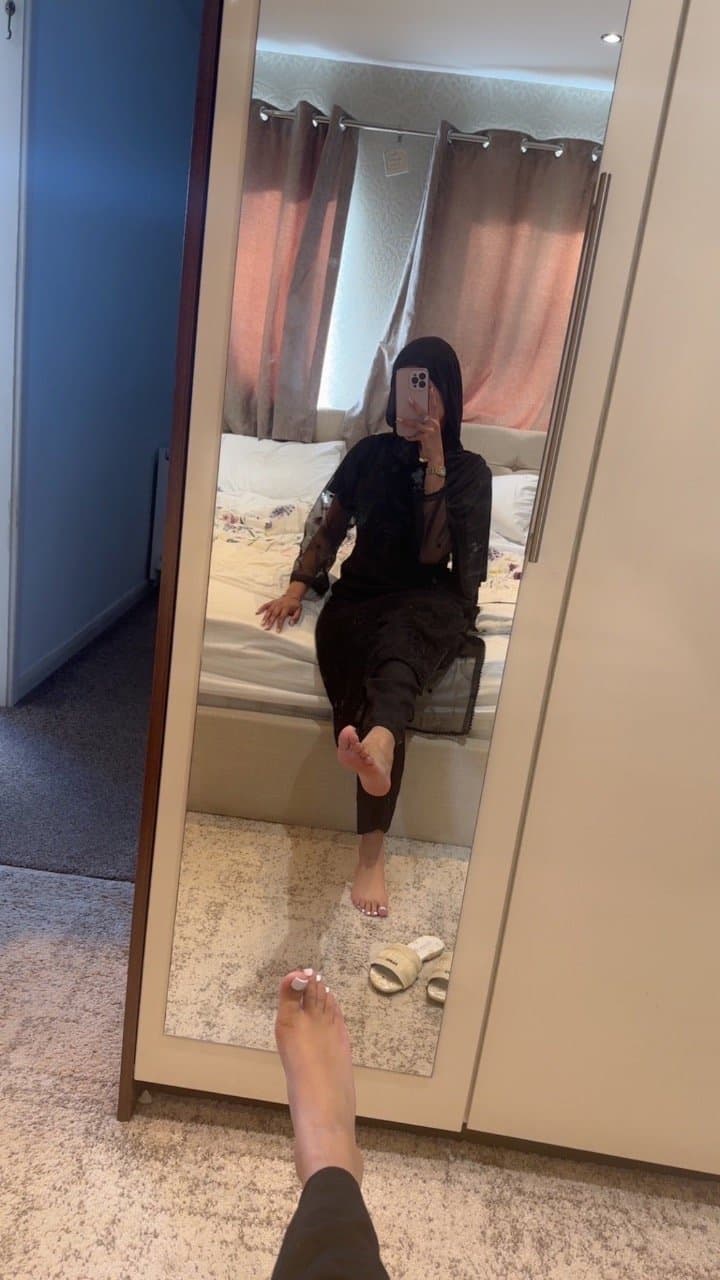 Hijabi Arab feet and spit compilation