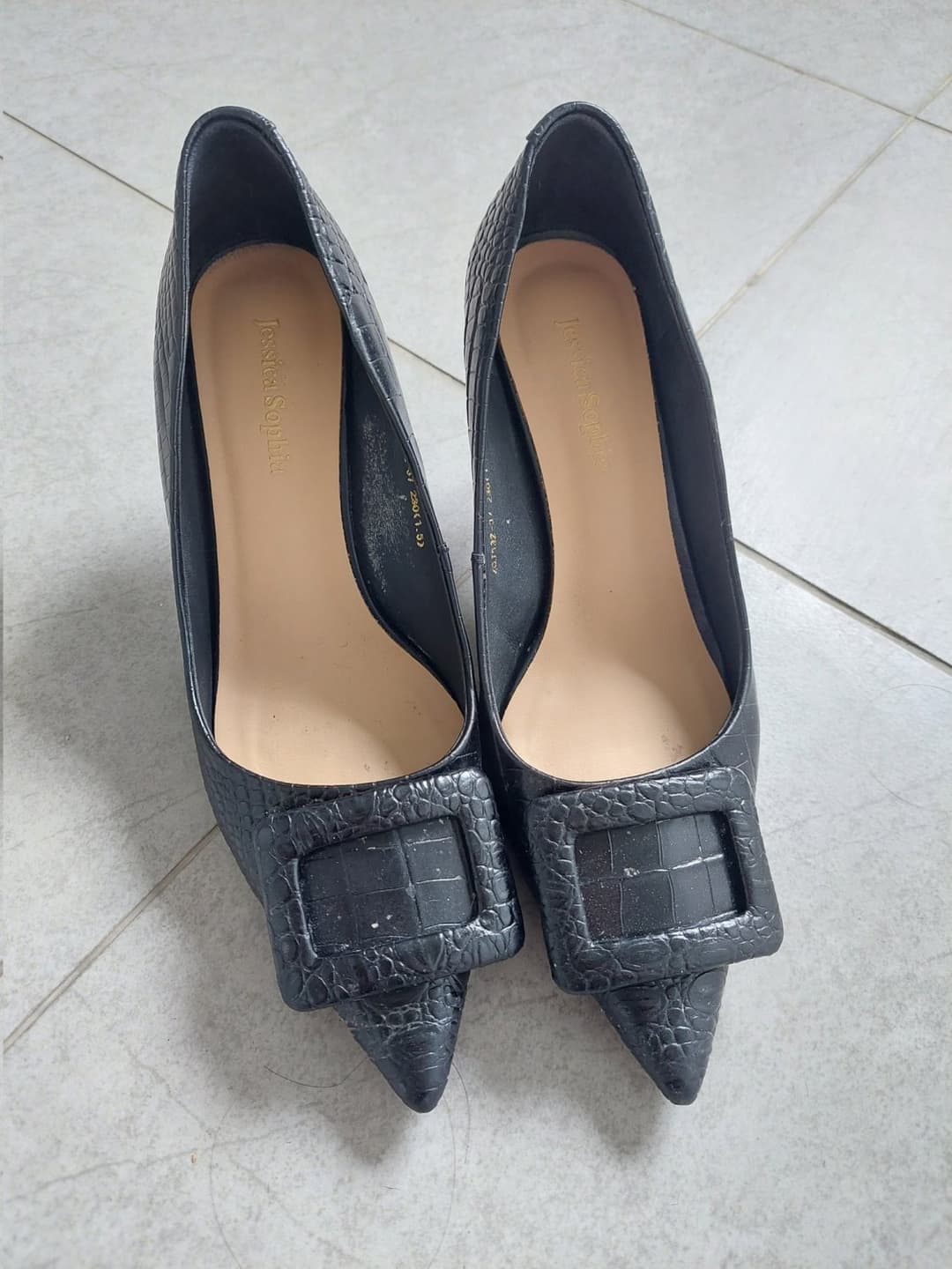 Click to view full size Asian shoes and cum