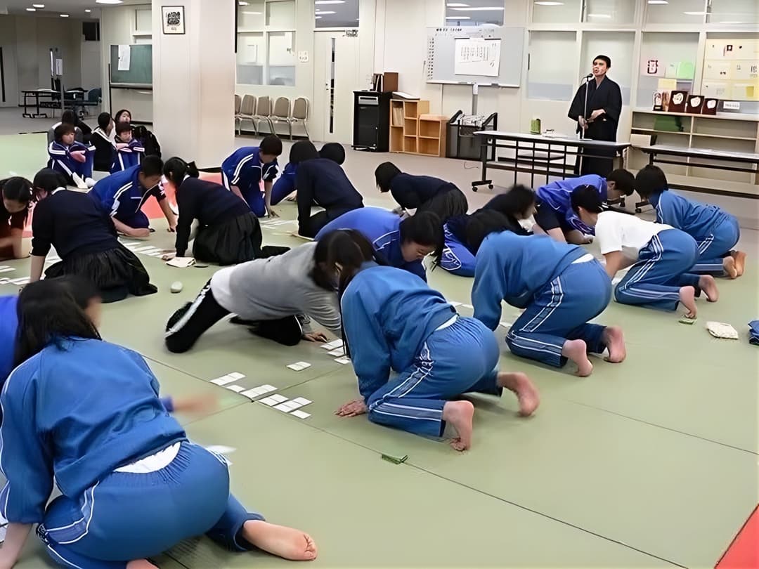 Japanese sexy karuta