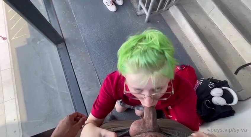 19 yrs Green hair geek porn