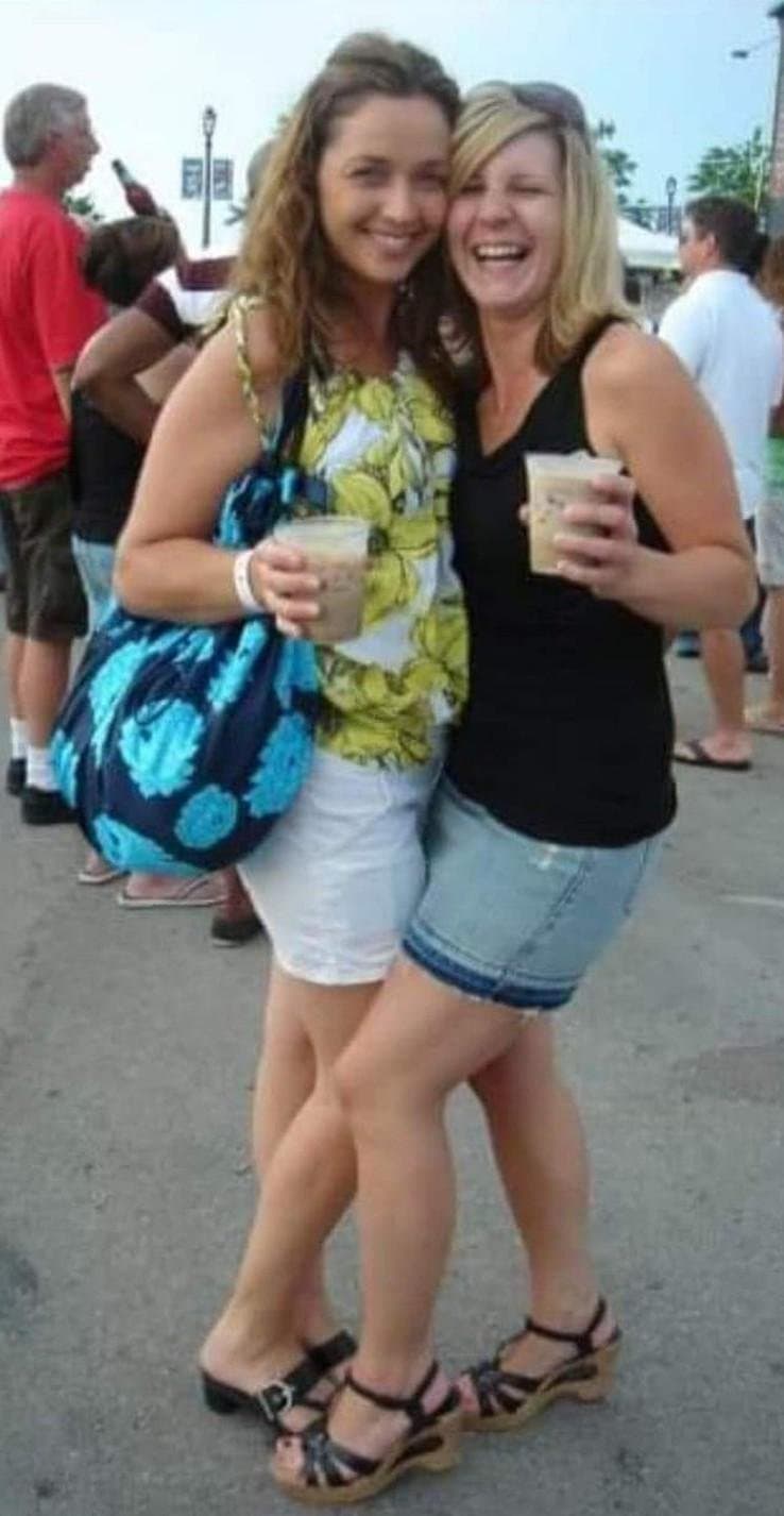 Tanja, regular mom by day, hogtied bondage slut by night.