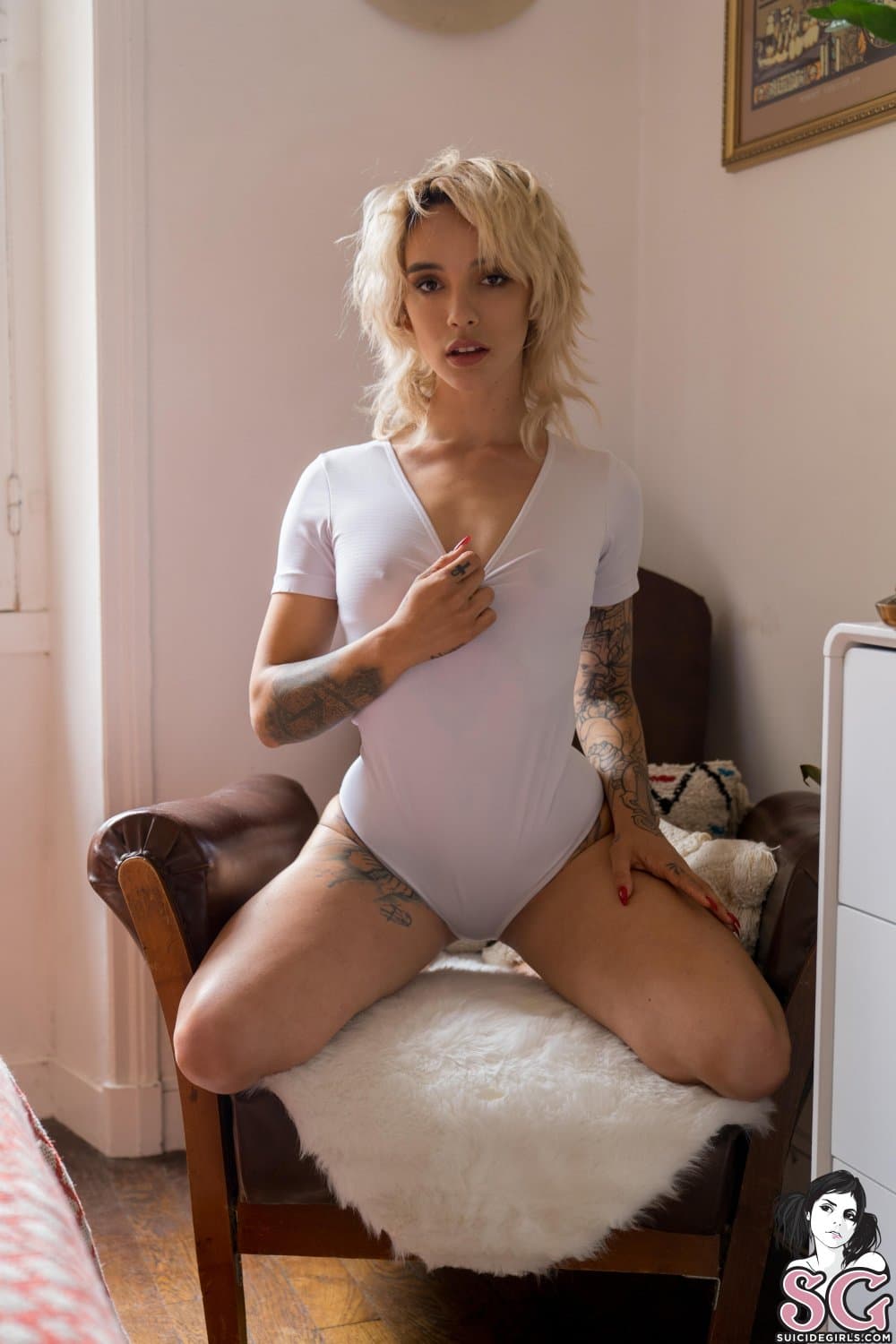 Witchy Pixie - Suicide Girls
