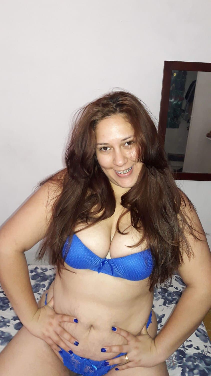 Curvy wife Big tits round ass sucking dick ? cum on tits