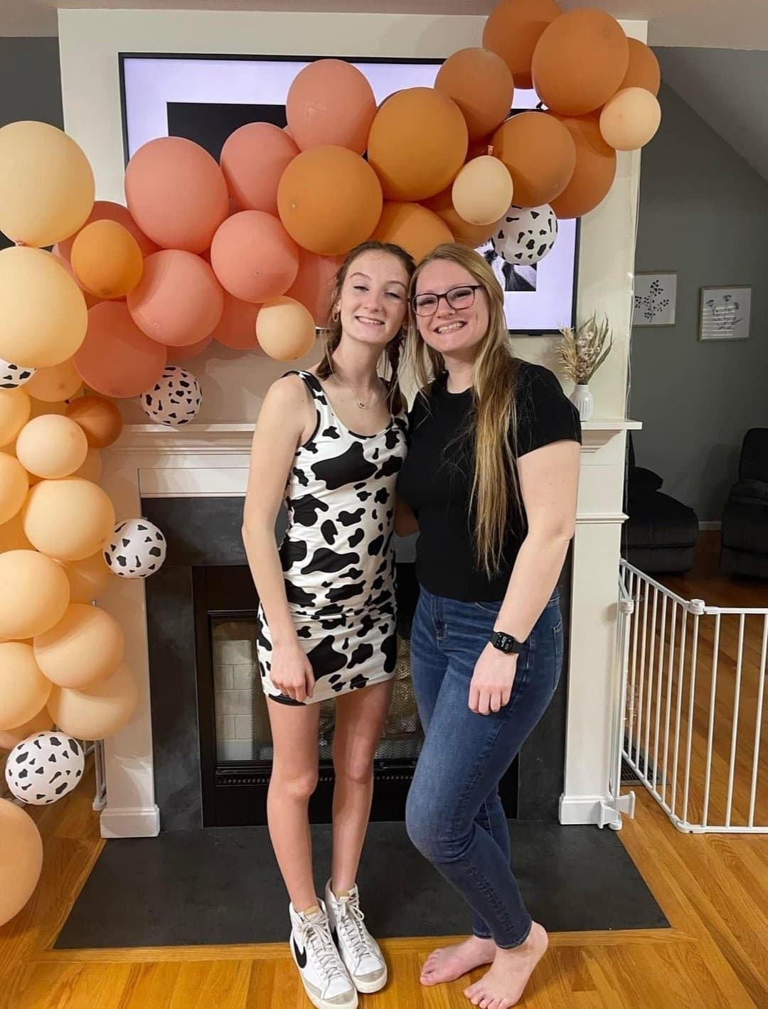 Cute amateur ginger gf with nice tits luvs to ride it bare! ???