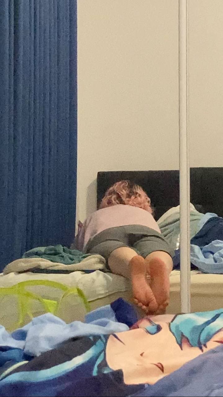 Aussie slut Evelyn Mavin