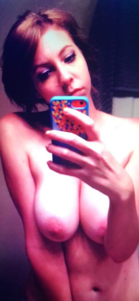 Click to view full size Dumb flat ass slut Rachel