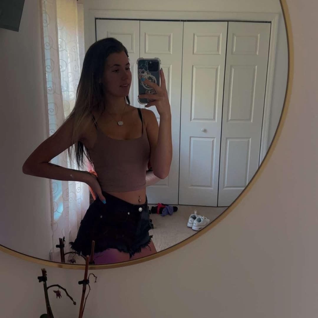 Click to view full size CNA Vicki