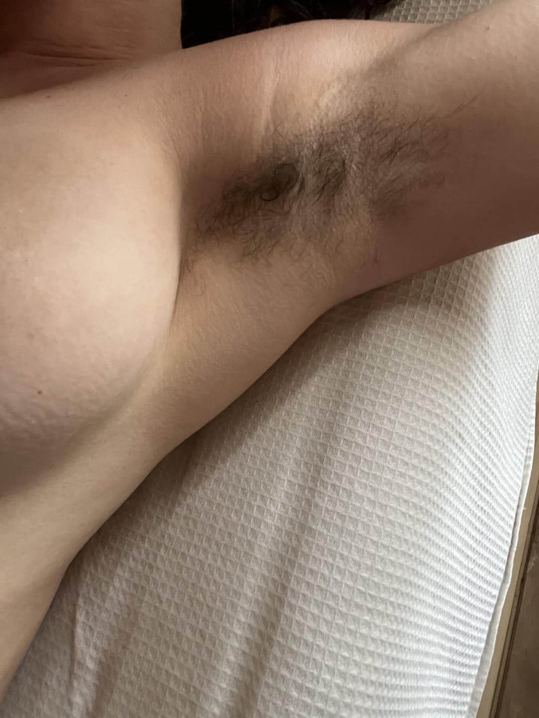 Maple: Fit, Hairy, Armpits, Sweaty