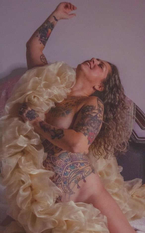 Danielle Colby Big Luscious Breast & Hot Juicy Thick Ass Has Me Leaking ?? Vol 2