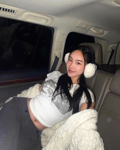 Sexy Chinese Asian ABG - Hot Girl Summer "ABGFinder" Asian Teen Girl