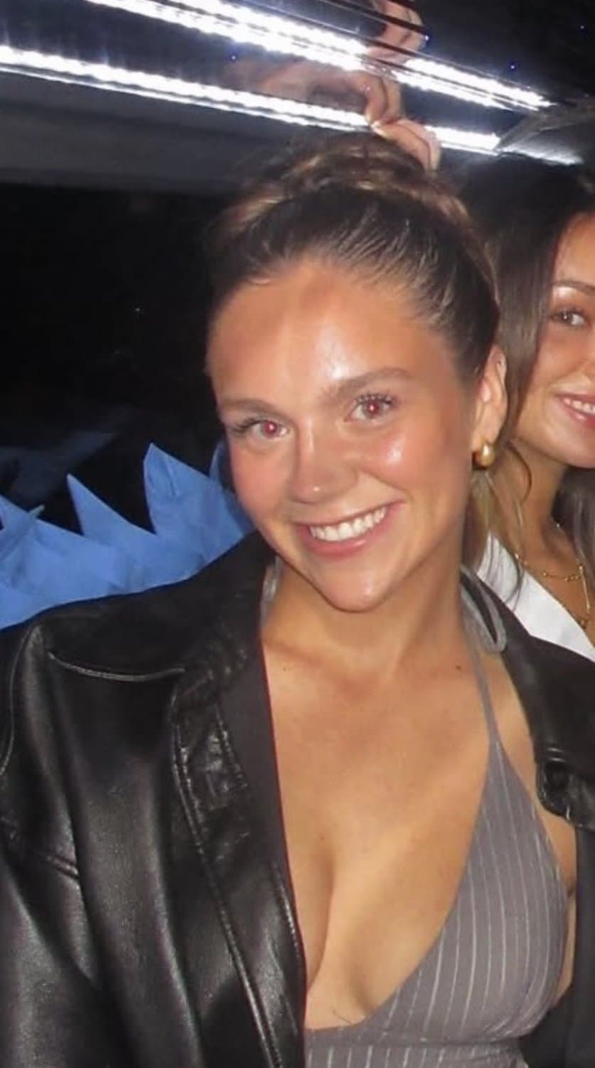 Sophomore Blonde Stunner with a gorgeous facecard