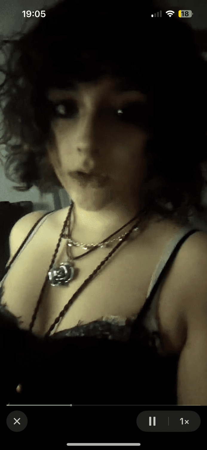 Thick goth slut desperate for tribs and to be an e-slut! cover your screens for her!