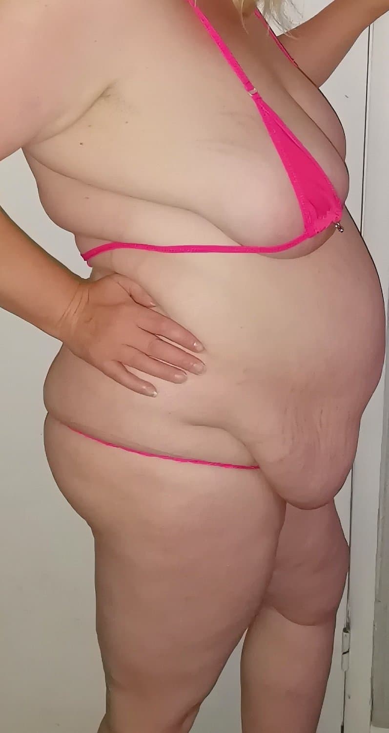Fat saggy bbw wife bikini too small