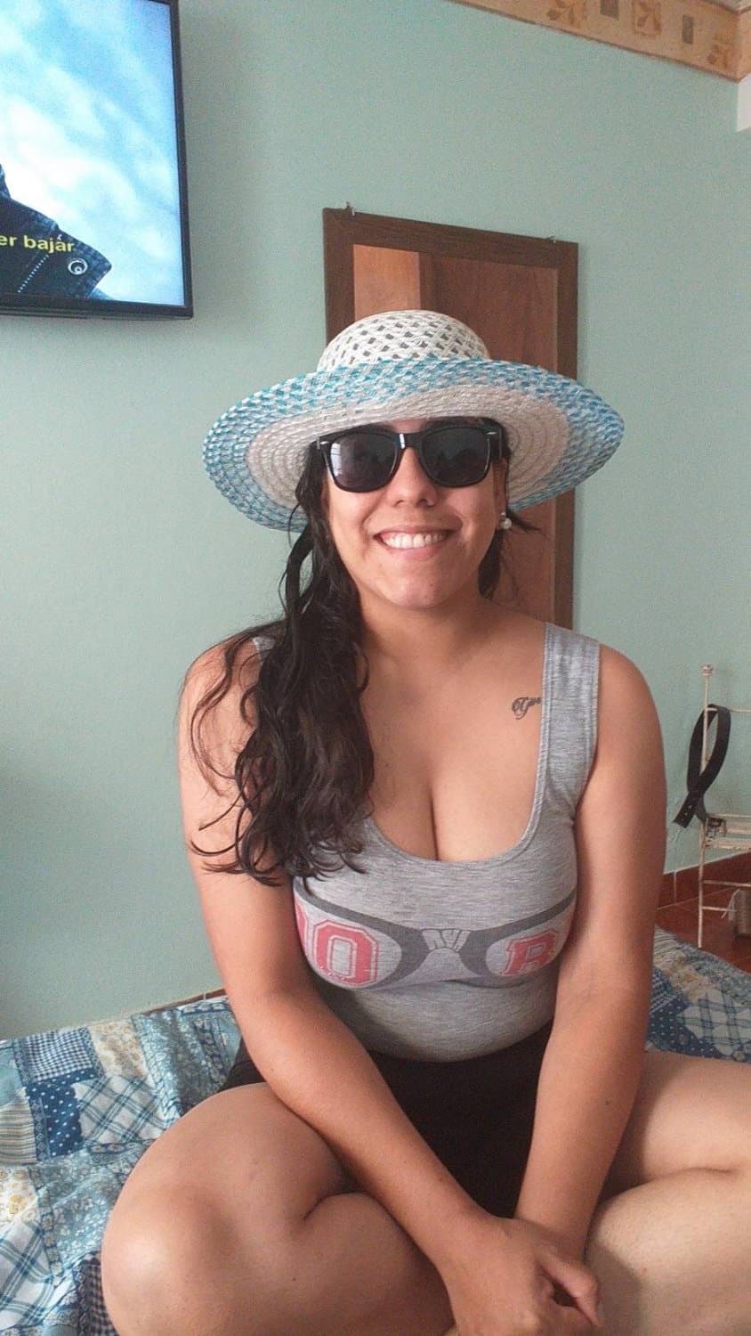 Mega tetona Argentina/Big Huge Tits Argentina -- (NoNude/Soft)