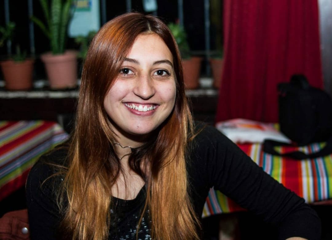 Make a cum party for her