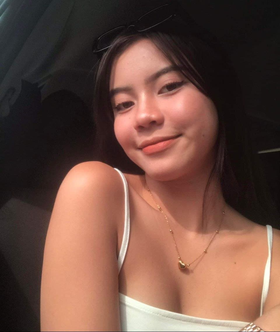 Asian Pinay Teen Couple