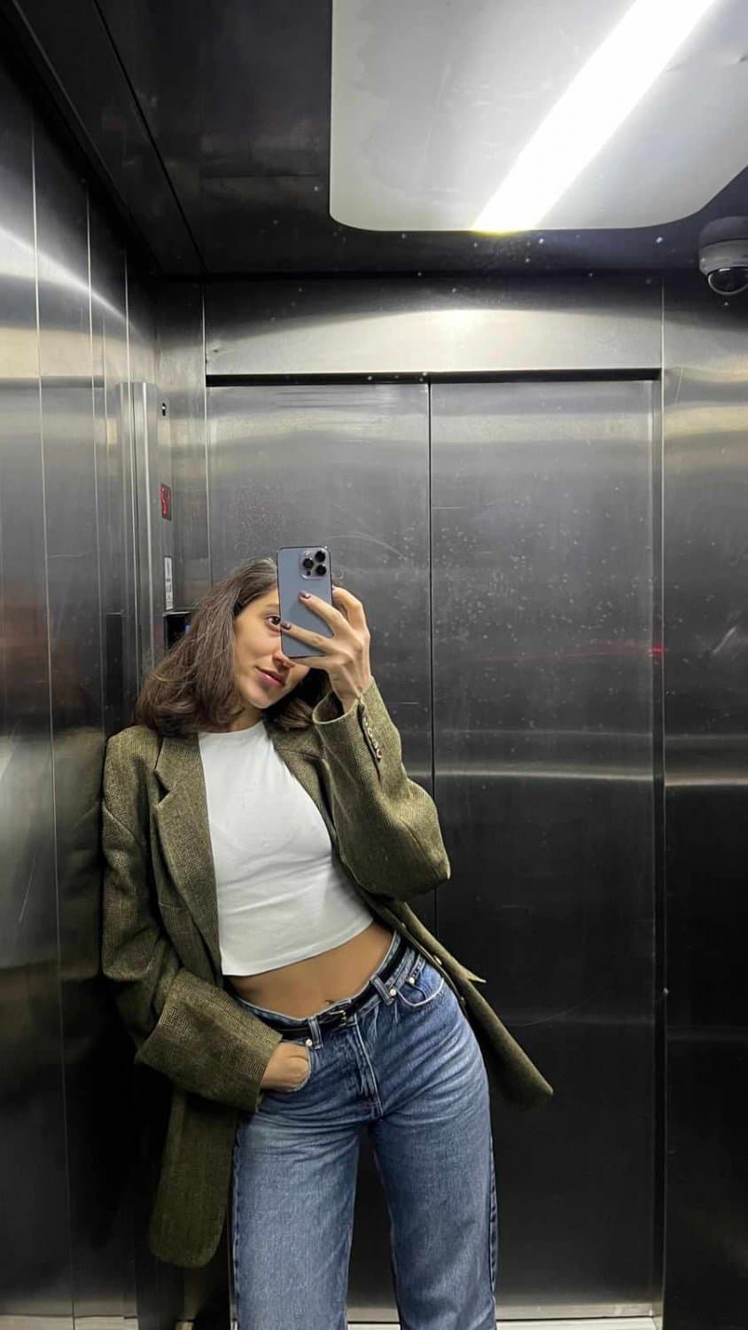 Athletic girl, what are your thoughts? (DM for more)